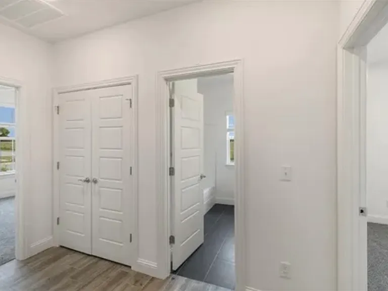 550 Piper Ln — Photo 19