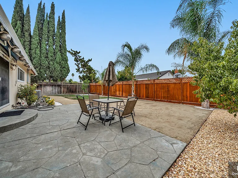 5405 Entrada Cedros — Photo 26