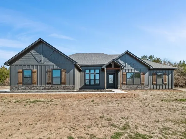 298 Greanead Rd, Forestburg, TX 76239