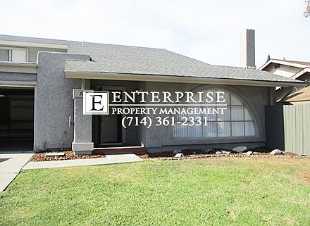 1st image of 184 S Los Mesquites St