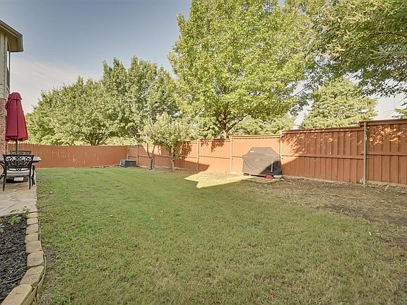 2nd image of 9029 Silsby Dr
