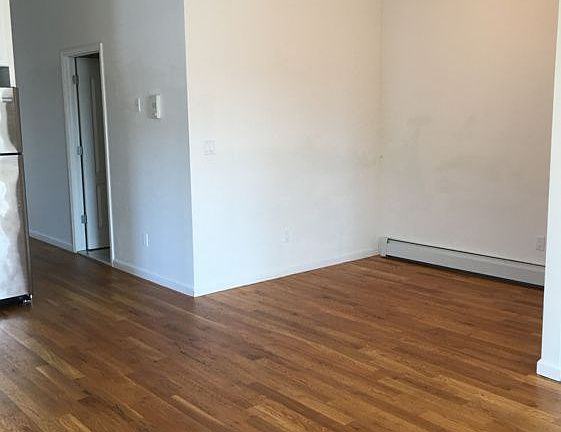 3rd image of 2357 84th St #2A