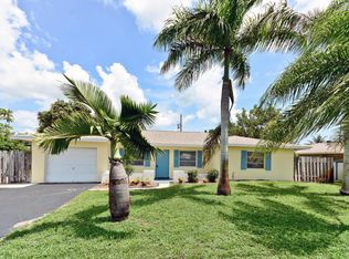 323 Pineview Rd, Tequesta, FL 33469
