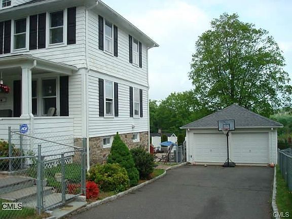 Great off street parking 