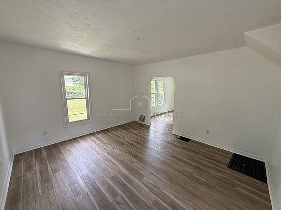2nd image of 257 Arch St