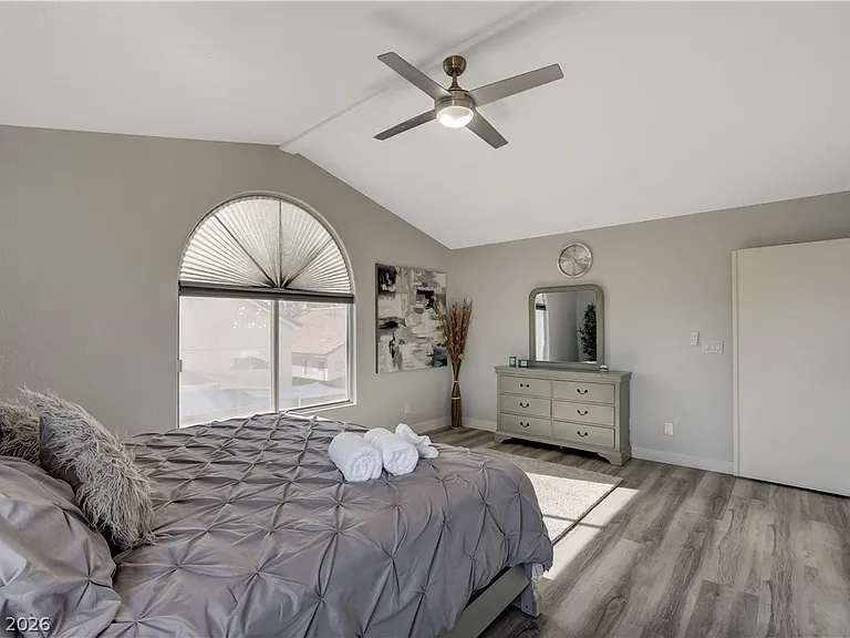 7301 Casa Solar Ct — Photo 20