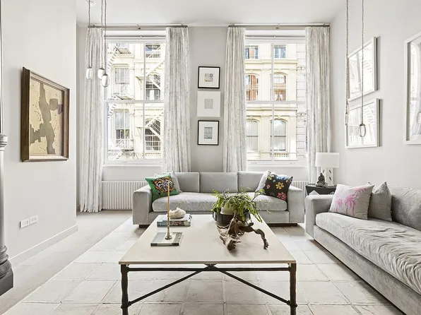 63 Greene St APT 2A, New York, NY 10012