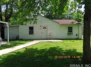 226 W 3rd St, Cahokia, IL 62206