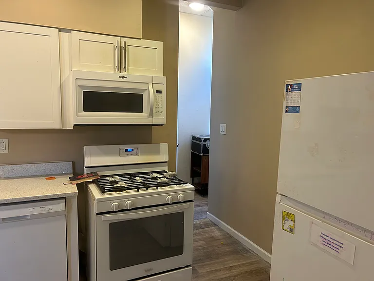 3449 Melwood Ave #1B — Photo 2