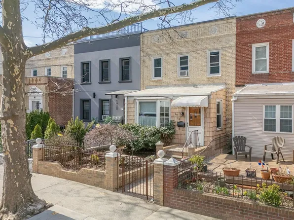 1918 Ditmars Boulevard, Astoria, NY 11105