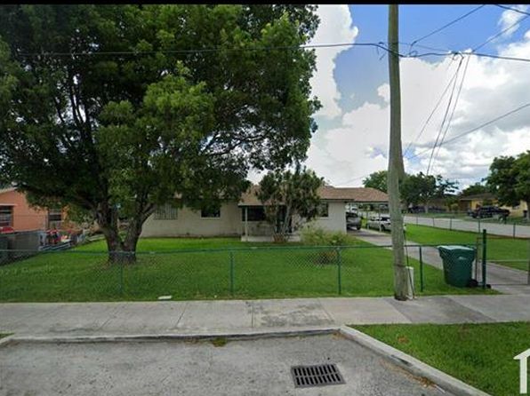 683 NW 13th St