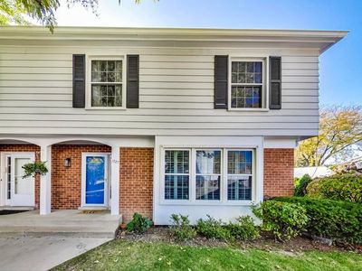1727 Colonial Ln, Northfield, IL, 60093