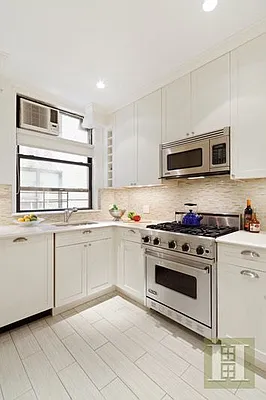 Sold by Halstead Real Estate | media 20