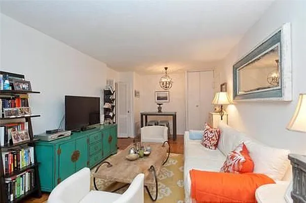 Rented by NextStopNY | media 13