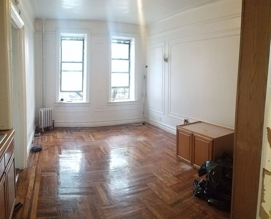 1st image of 991 Carroll St APT B3