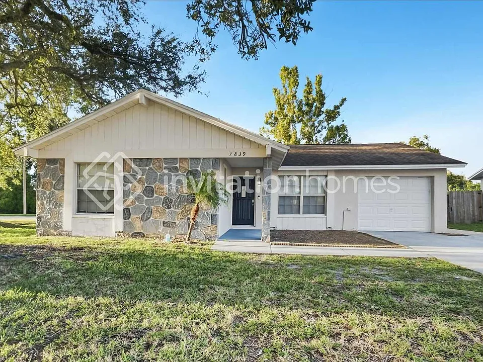 7839 Putnam Cir