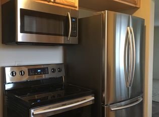 941 NE Lincoln St APT A, Hillsboro, OR