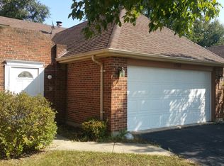 1006 Pheasant Run Ln, Aurora, IL 60504