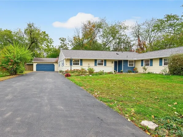 210 Anton Ct, Dayton, OH 45458