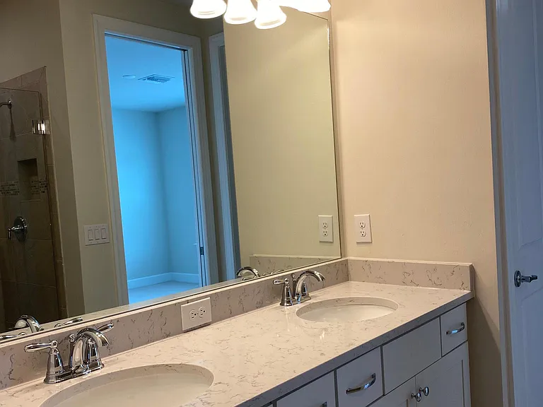 11924 Pebble Dr — Photo 9