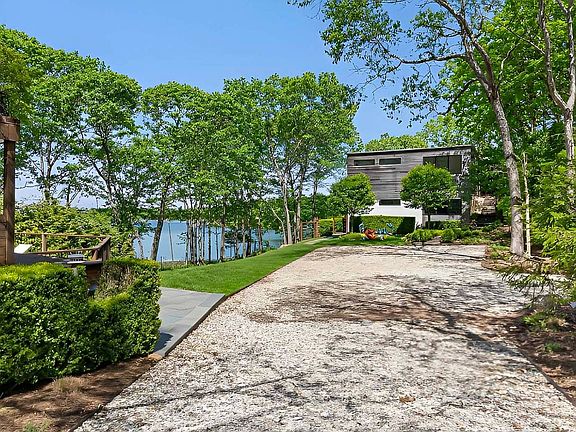 4th image of 111 Isle Of Wight Rd