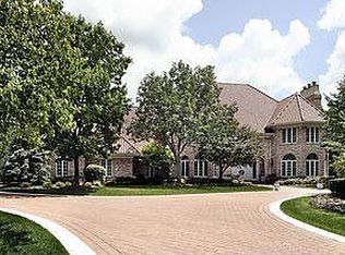 1381 Kathryn Ln, Lake Forest, IL