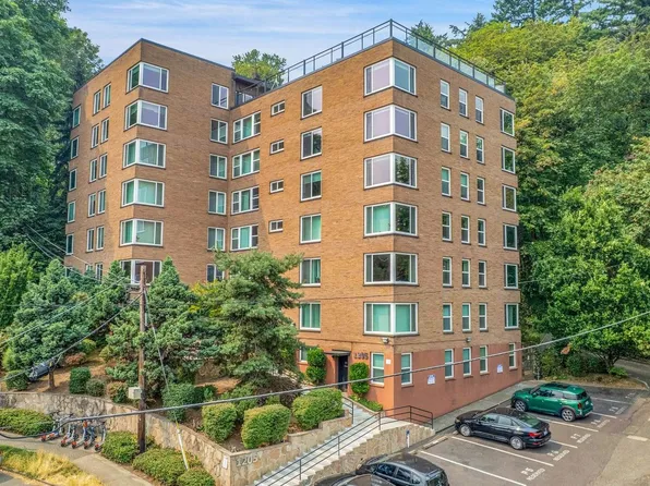 1205 SW Cardinell Dr Unit 706, Portland, OR 97201