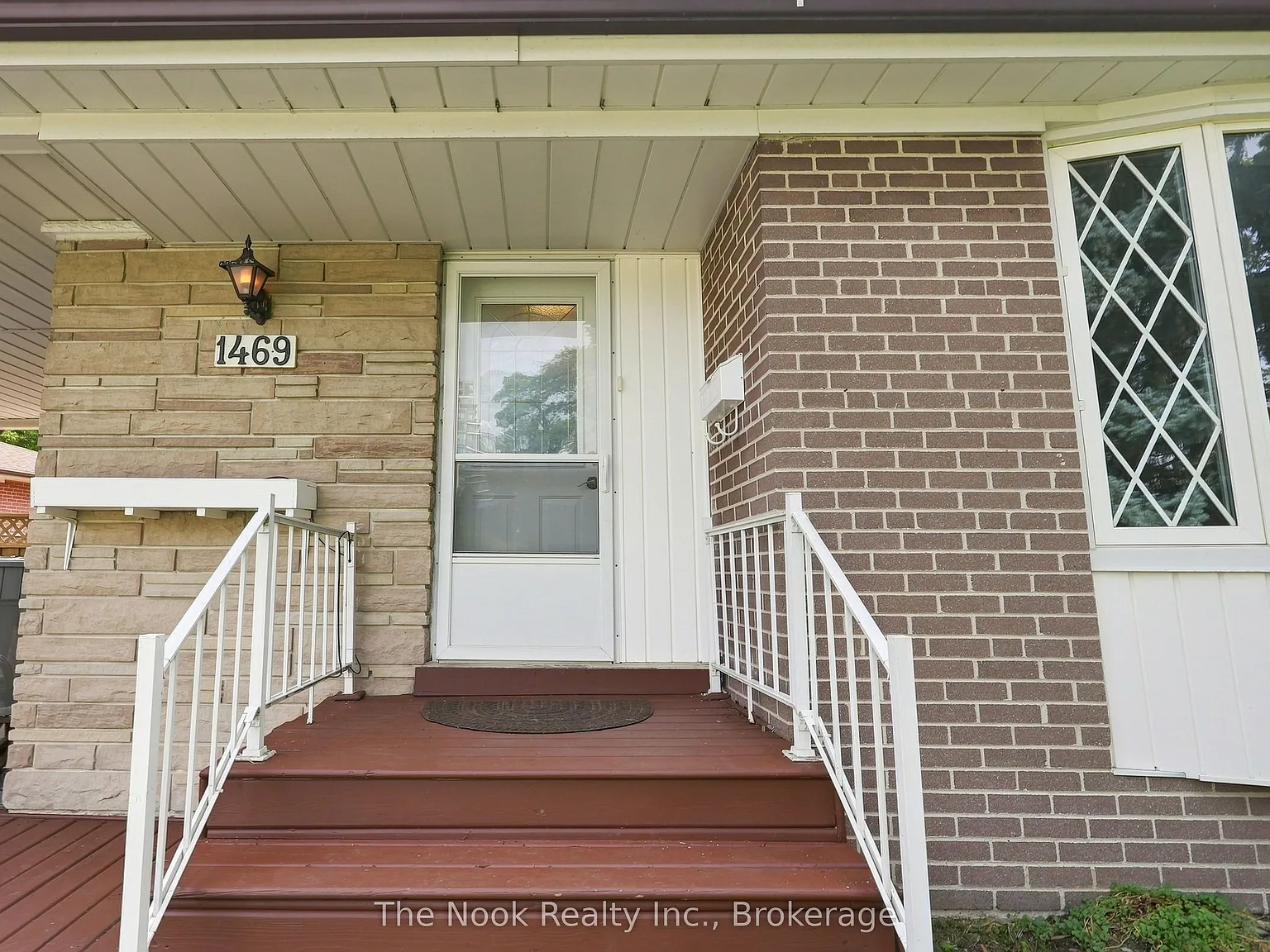 3 bed, $2,695 — Photo 3