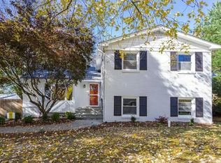 5400 Greystone St, Chevy Chase, MD 20815