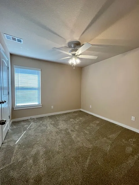 410 & 412 Rama St - 410 — Photo 4