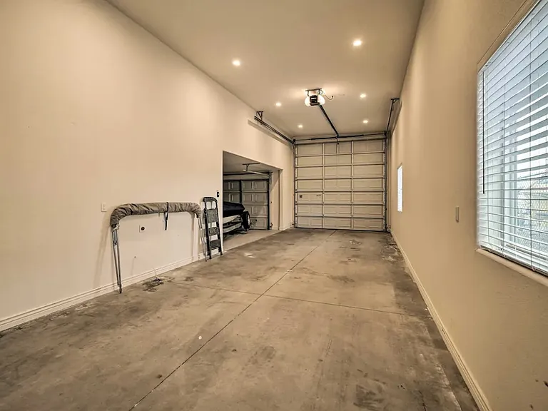 3460 Oro Grande Blvd — Photo 17