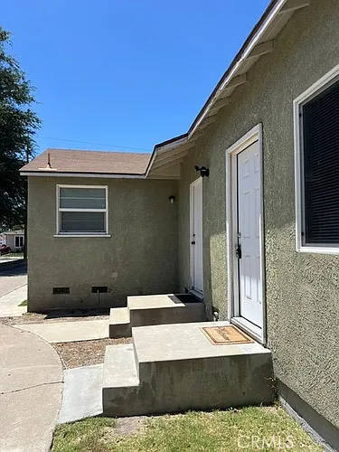 155 N Bitterbush St #B Photo 1
