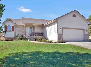 12402 E Mainsgate St, Wichita, KS 67226