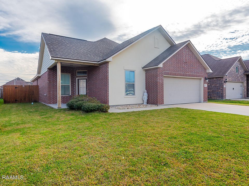 1st image of 112 Merrydale Ln