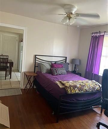 4th image of 3810 Johnson St