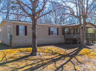 8636 County Line Rd, Hickory, NC 28602