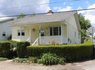 200 Newfield Dr, Verona, PA 15147
