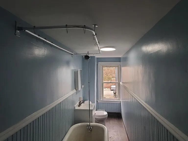 546 Larimer Ave — Photo 7