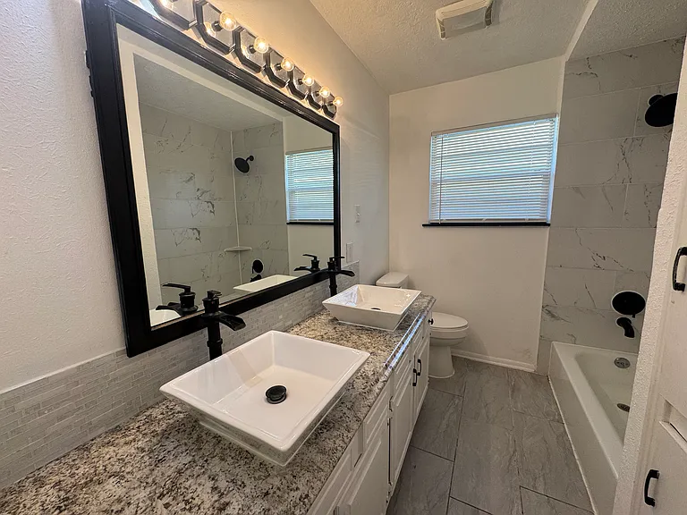 4740 Baywood Ln — Photo 23