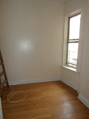 Rented by Bohemia Realty Group | media 31