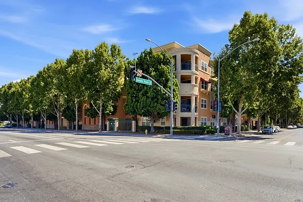 1390 Saddle Rack St #410 — Photo 40