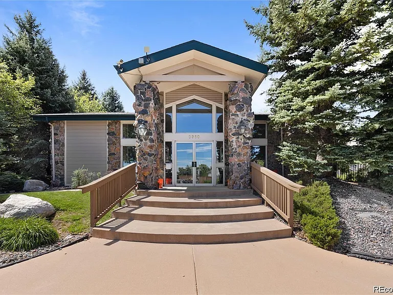 8470 S Little Rock Way #101 — Photo 4