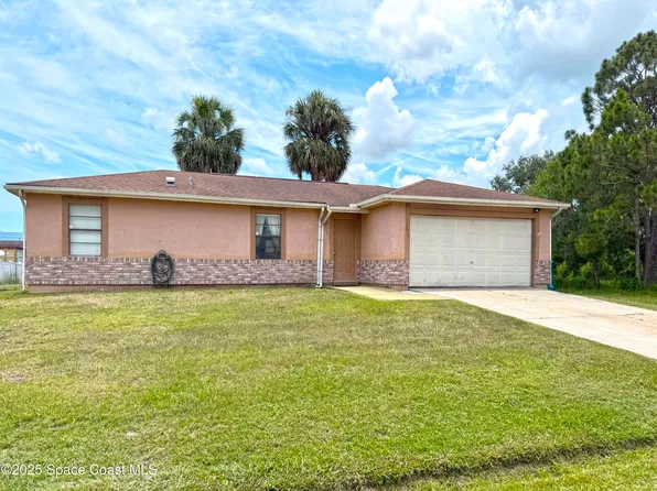 1470 Toy St SE, Palm Bay, FL 32909