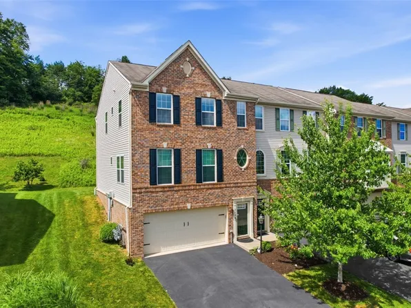 222 Broadstone Dr, Mars, PA 16046