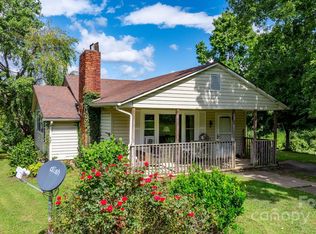 1147 Old Linville Rd, Marion, NC 28752