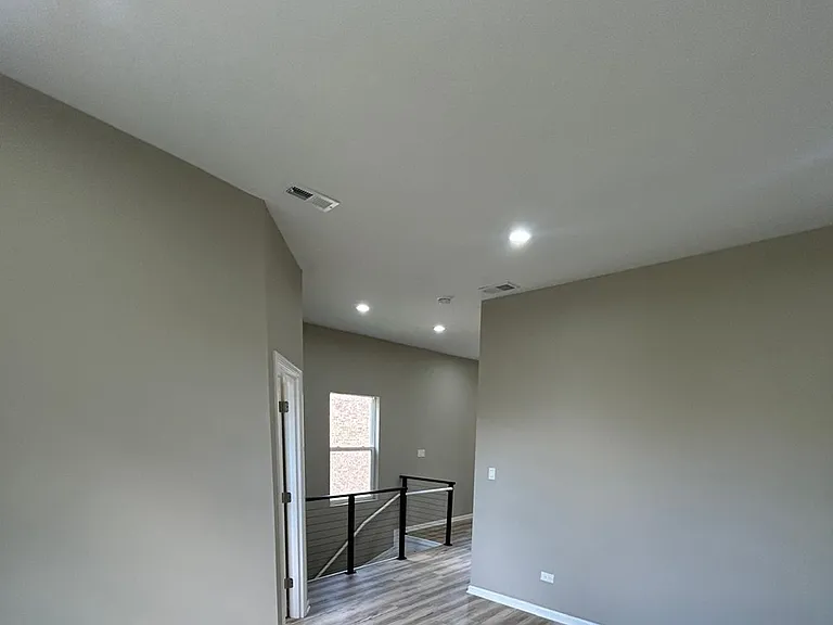 6227 S May St #2 — Photo 6