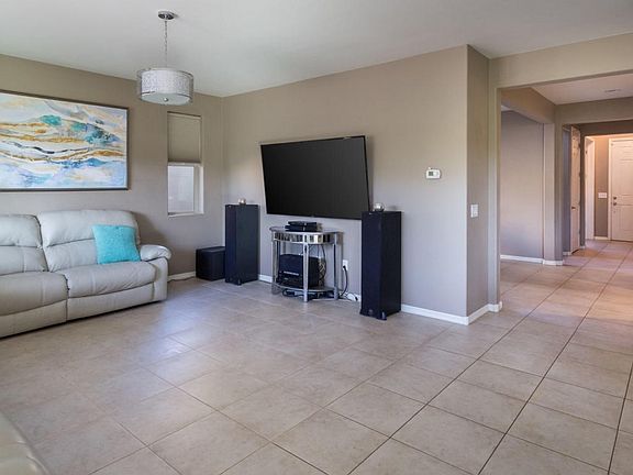 4th image of 10855 N Avenida Vallejo