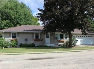 502 Elm St, Morrison, IL 61270