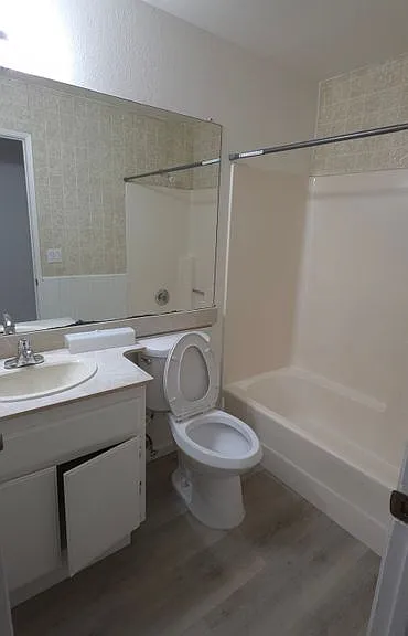 915 Almond Blossom Dr — Photo 13
