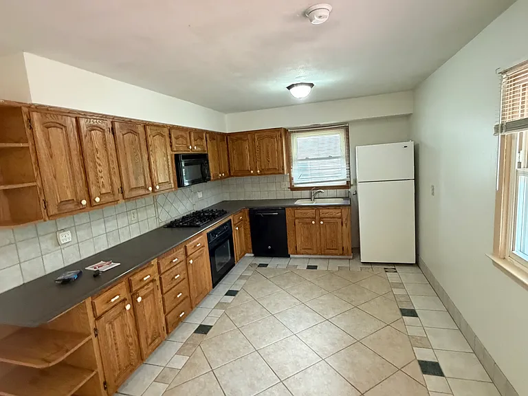 2906 Concordia Dr — Photo 7